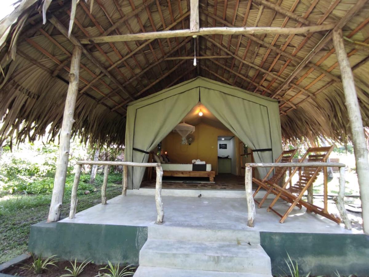 Jungle View River Camping Udawalawe Exterior foto